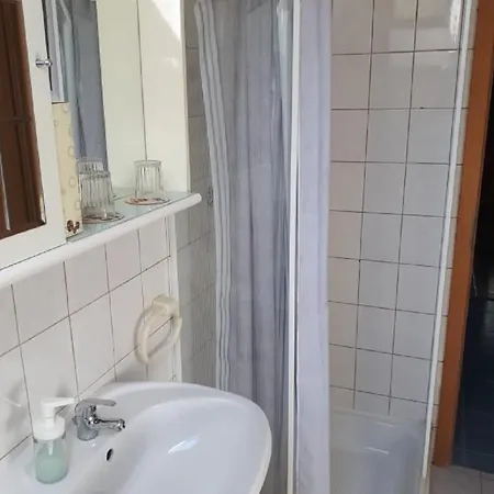 Panzió Tuettoes Vendeghaz