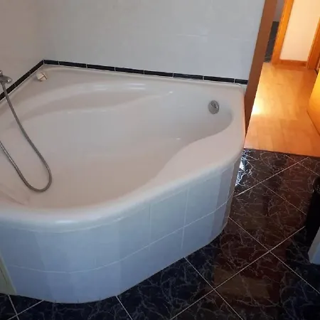 Panzió Tuettoes Vendeghaz 3*