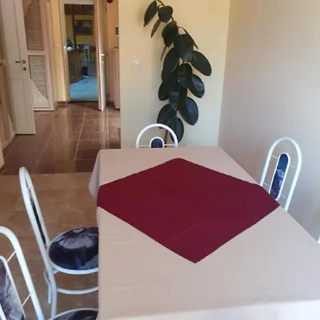 Tuettoes Vendeghaz Panzió